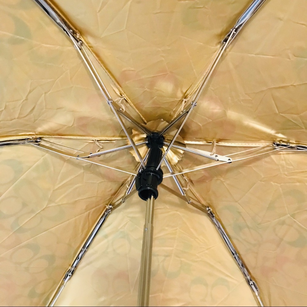 π β€οΈ Coach Uv Protection Mini Umbrella In Rainbow Signature *special edition* - Picture 5 of 9